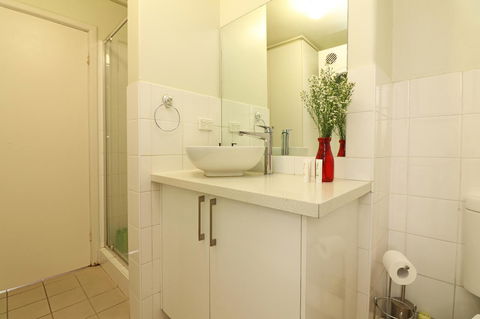 Colour Pop Fitzroy - 3 Bedroom Pet Friendly - Phillip Island Accommodation 20
