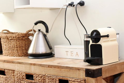 Colour Pop Fitzroy - 3 Bedroom Pet Friendly - Phillip Island Accommodation 25