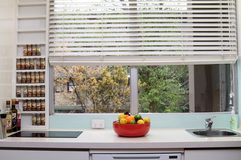 Colour Pop Fitzroy - 3 Bedroom Pet Friendly - Phillip Island Accommodation 24