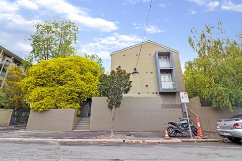Colour Pop Fitzroy - 3 Bedroom Pet Friendly - Phillip Island Accommodation 28