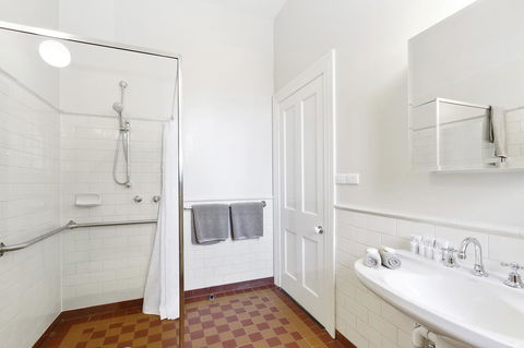 The Riversleigh - Phillip Island Accommodation 7