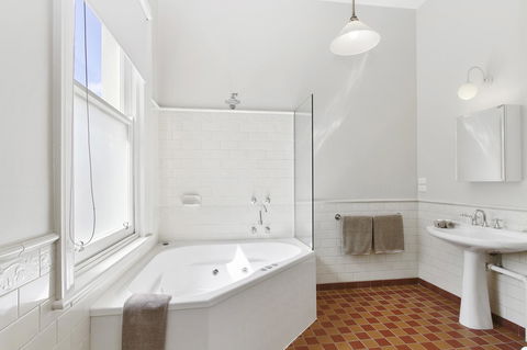 The Riversleigh - Phillip Island Accommodation 19