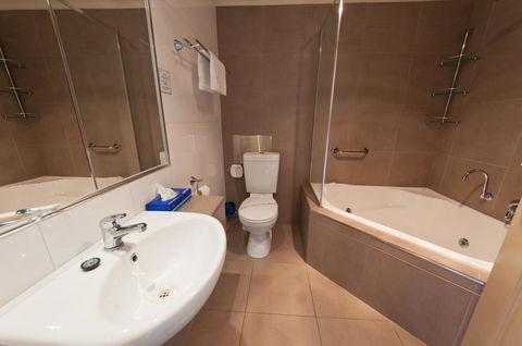 National Hotel Complex Bendigo - Phillip Island Accommodation 31