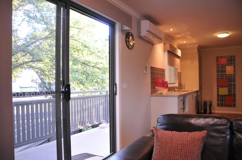 National Hotel Complex Bendigo - Phillip Island Accommodation 26