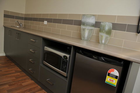 National Hotel Complex Bendigo - Phillip Island Accommodation 18