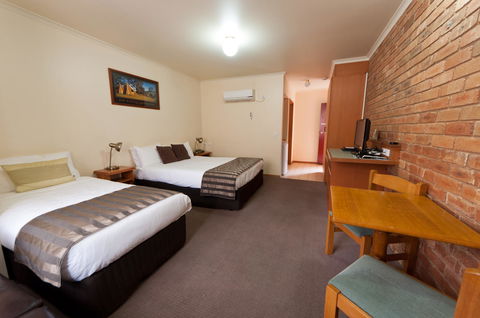National Hotel Complex Bendigo - Phillip Island Accommodation 32