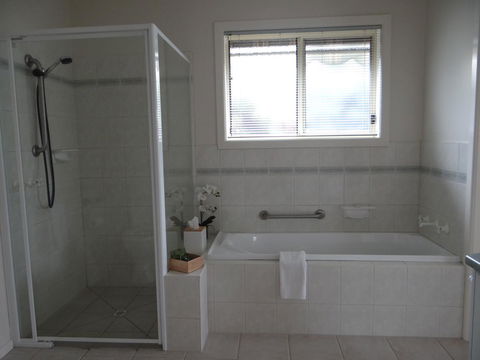 Horsham Central Stay - Phillip Island Accommodation 7