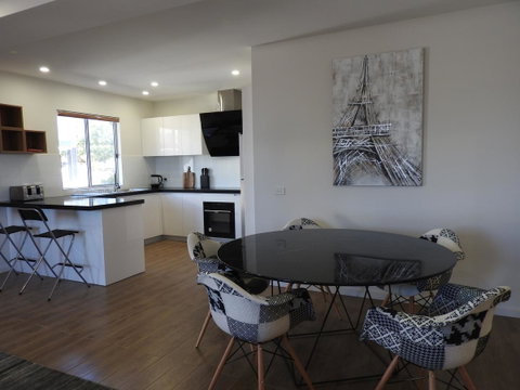 Phillip Island Towers - Phillip Island Accommodation 17