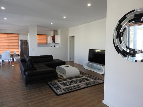 Phillip Island Towers - Phillip Island Accommodation 15