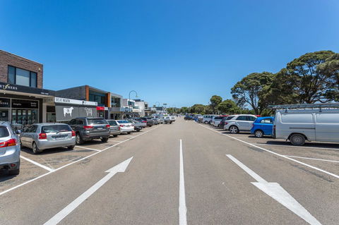 Blairgowrie Apartment 2 - On The Beach - Phillip Island Accommodation 9
