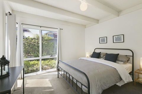 Mysa Anglesea Sleeps 7 WiFi SmartTV Cafes Shops - Phillip Island Accommodation 6