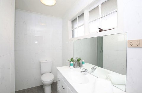 The Gallery Hours - Phillip Island Accommodation 5