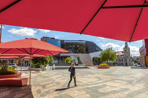 Quest Dandenong Central - Phillip Island Accommodation 13