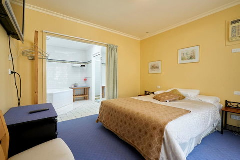 Cottages For Two - Phillip Island Accommodation 9