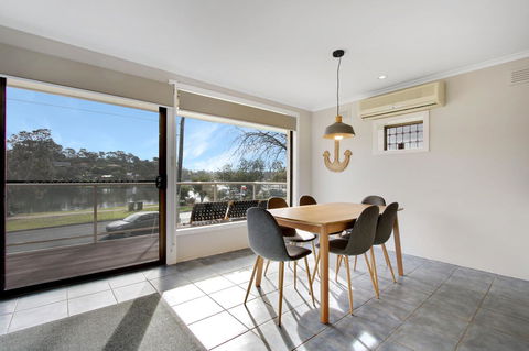 Hybiscus Waterfront Apartments - Phillip Island Accommodation 4