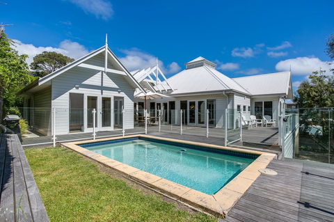 Perfect Blairgowrie Beach House - Phillip Island Accommodation 1