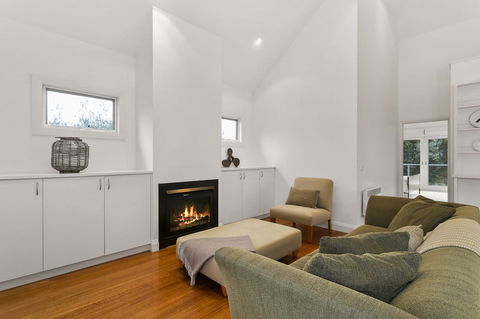 Perfect Blairgowrie Beach House - Phillip Island Accommodation 5