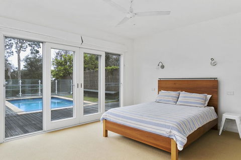 Perfect Blairgowrie Beach House - Phillip Island Accommodation 12