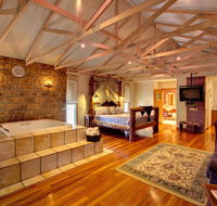 Ditto Daddy's - Phillip Island Accommodation