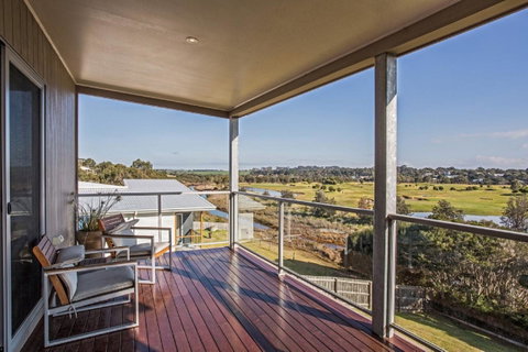 Saltwater Breeze Retreat - Phillip Island Accommodation 26
