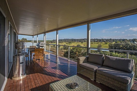 Saltwater Breeze Retreat - Phillip Island Accommodation 7