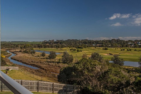 Saltwater Breeze Retreat - Phillip Island Accommodation 20