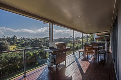 Saltwater Breeze Retreat - Phillip Island Accommodation 25