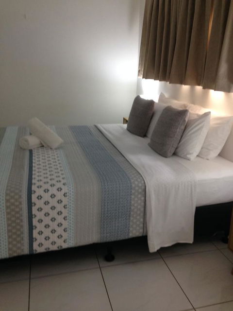 Chez Noosa Resort Motel - Phillip Island Accommodation 27