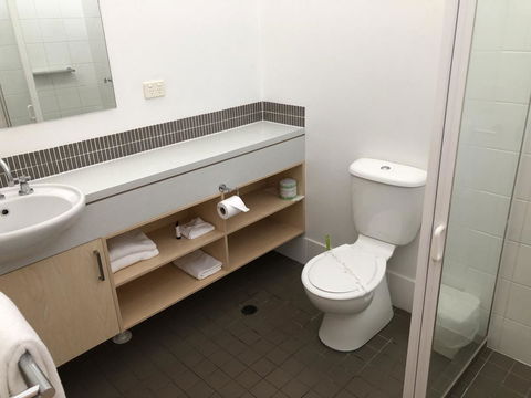 Bribie Island Hotel - Phillip Island Accommodation 11