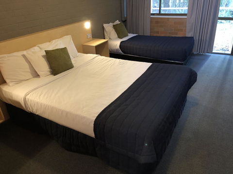 Bribie Island Hotel - Phillip Island Accommodation 1