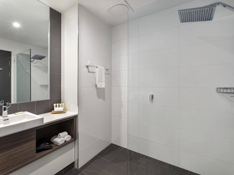 Mercure Sunshine Coast Kawana Waters - Phillip Island Accommodation 15