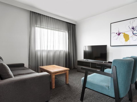 Mercure Sunshine Coast Kawana Waters - Phillip Island Accommodation 16