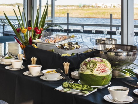 Mercure Sunshine Coast Kawana Waters - Phillip Island Accommodation 35