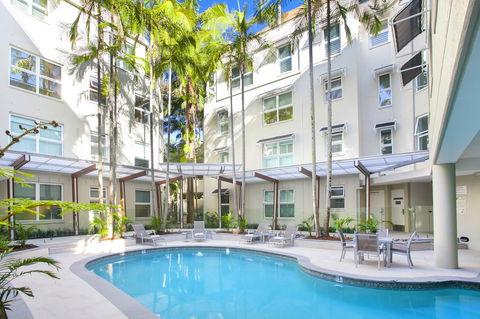 Emerald Noosa - Phillip Island Accommodation 1