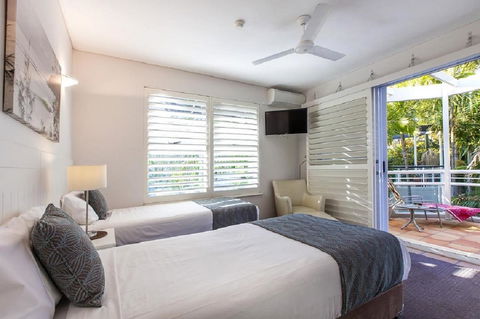 Emerald Noosa - Phillip Island Accommodation 11