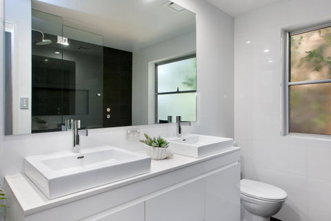 Jolly Roger's Beach House - Phillip Island Accommodation 12