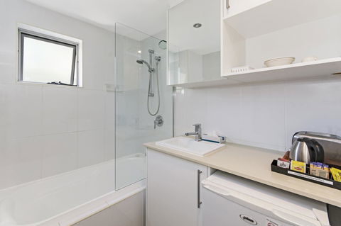 Redvue Holiday Apartments - Phillip Island Accommodation 26