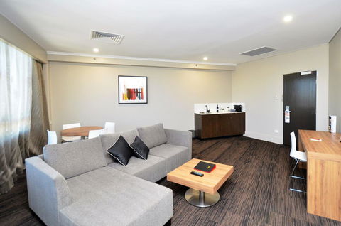 Hotel Grand Chancellor Townsville - Phillip Island Accommodation 2