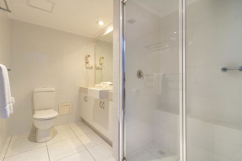 The White House Port Douglas - Phillip Island Accommodation 21