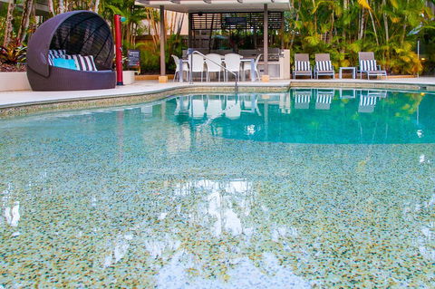 Noosa Tropicana - Phillip Island Accommodation 2