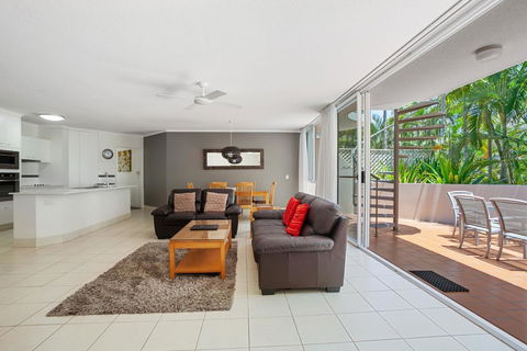 Noosa Tropicana - Phillip Island Accommodation 21