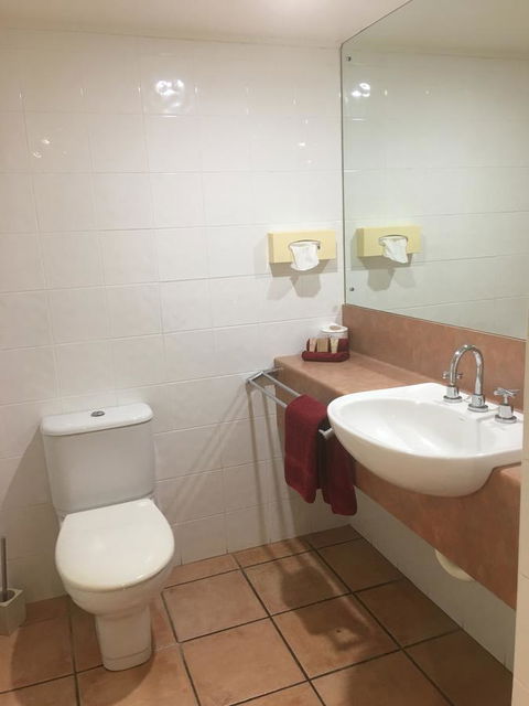 Eco Village Mission Beach - Phillip Island Accommodation 11