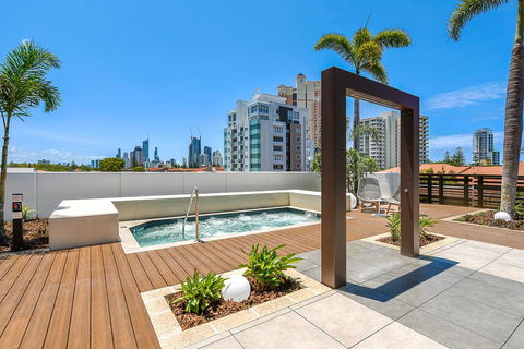Qube Broadbeach - Phillip Island Accommodation 27