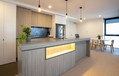 Qube Broadbeach - Phillip Island Accommodation 12