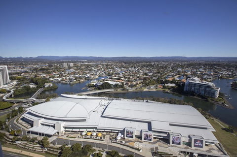 Qube Broadbeach - Phillip Island Accommodation 4