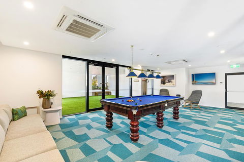 Qube Broadbeach - Phillip Island Accommodation 34