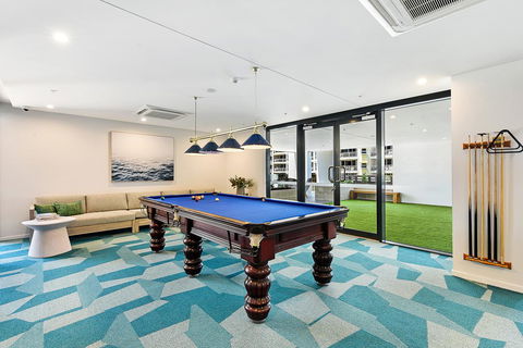 Qube Broadbeach - Phillip Island Accommodation 36