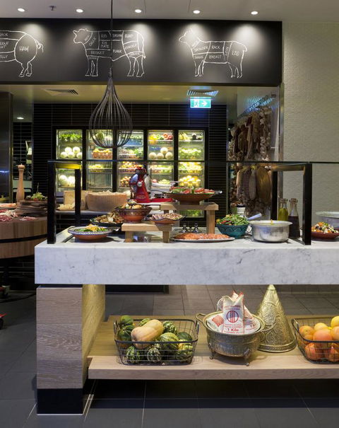 QT Gold Coast - Phillip Island Accommodation 15