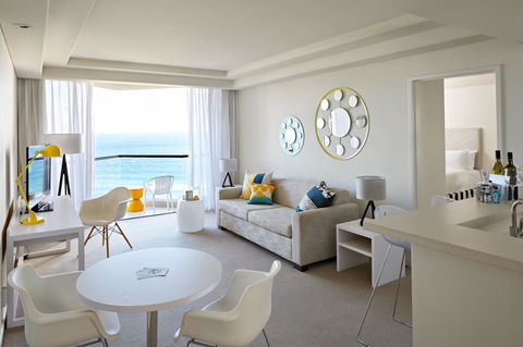 QT Gold Coast - Phillip Island Accommodation 7