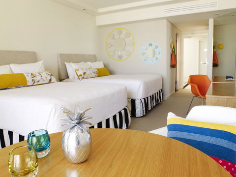 QT Gold Coast - Phillip Island Accommodation 9